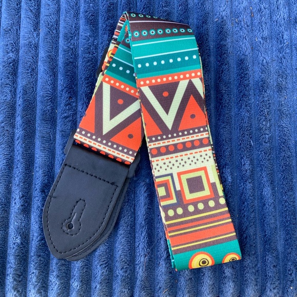Groovy Guitar Strap - Picture 2 of 5